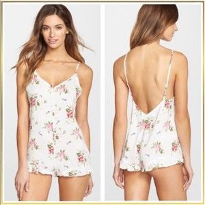 WILDFOX Intimate Romper Womens White Large Red Rose Sleepwear